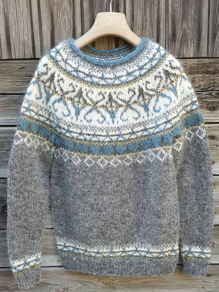 Cashmere Elegance: Cozy Nordic Sweater for Winter