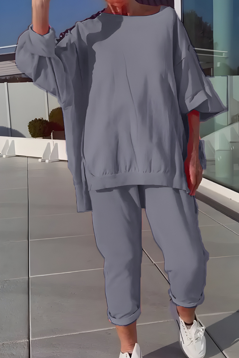 Iris™ – Relaxed Fit Lounge Set with Modern Minimalist Style