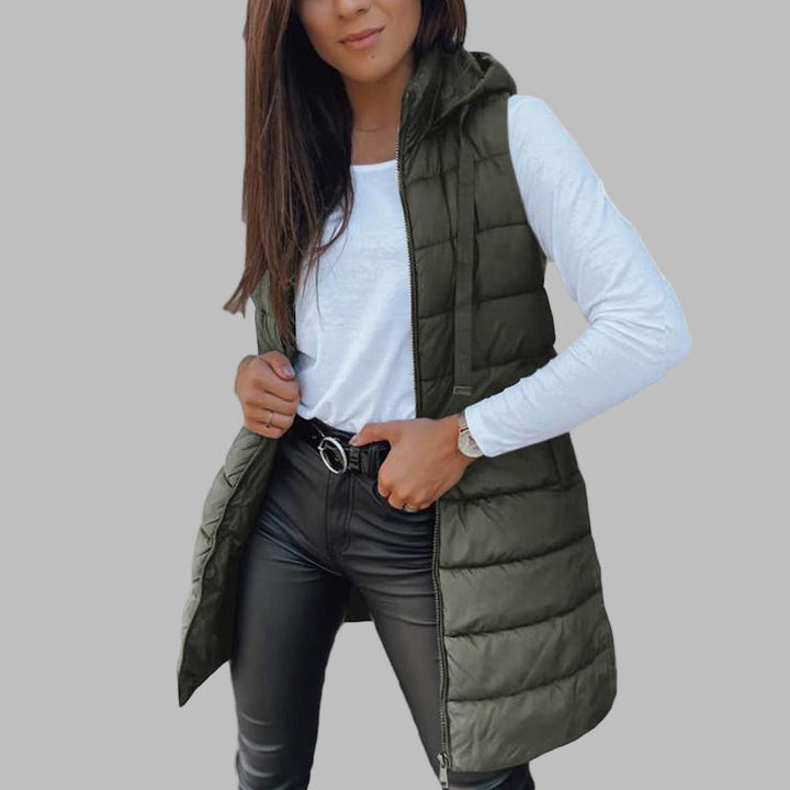 Adelaide™ – Sleeveless Hooded Vest for Effortless Style and Modern Comfort