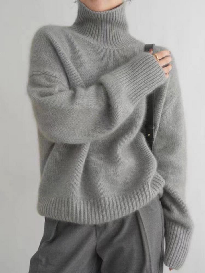 NELE LUXE TURTLENECK SWEATER