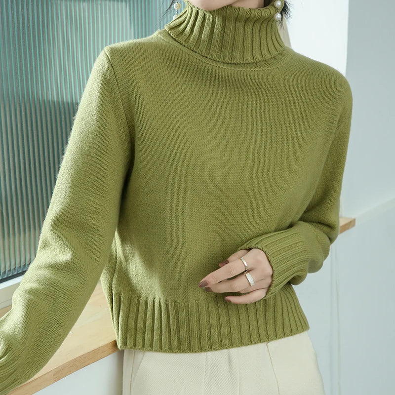 Renée | Classic Turtleneck Sweater Made from Cashmere Blend