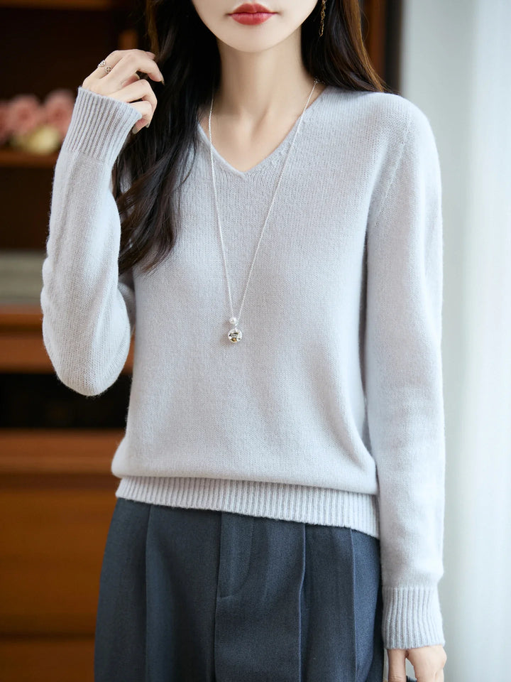 Lucie | Fine V-Neck Sweater Made of Cashmere Blend