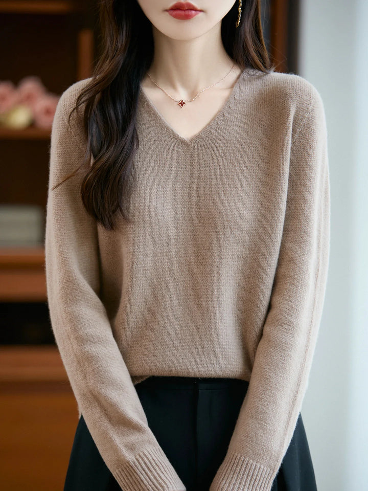 Lucie | Fine V-Neck Sweater Made of Cashmere Blend