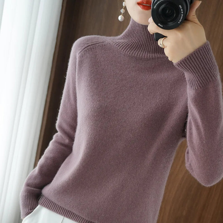 Clara | Soft Turtleneck Sweater in Fine Knit