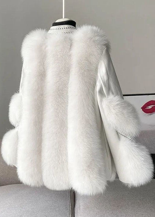 Chic White V-Neck Mink Hair Coat for Winter
